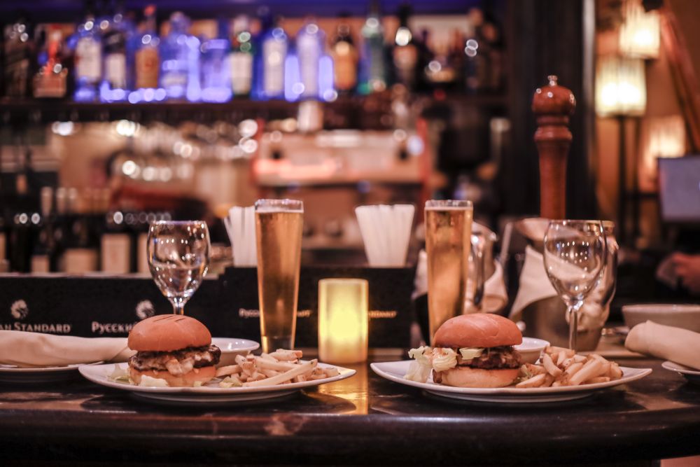Burgers and beers at the bar